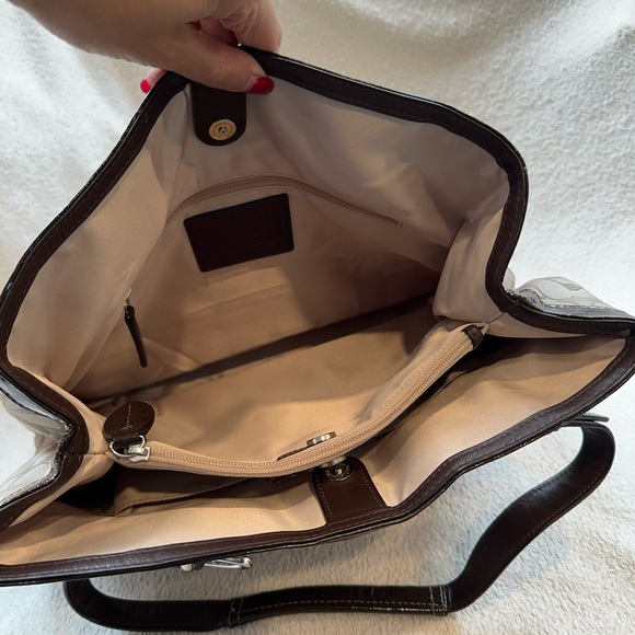 Coach Signature Satin handbag - Picture 9 of 14